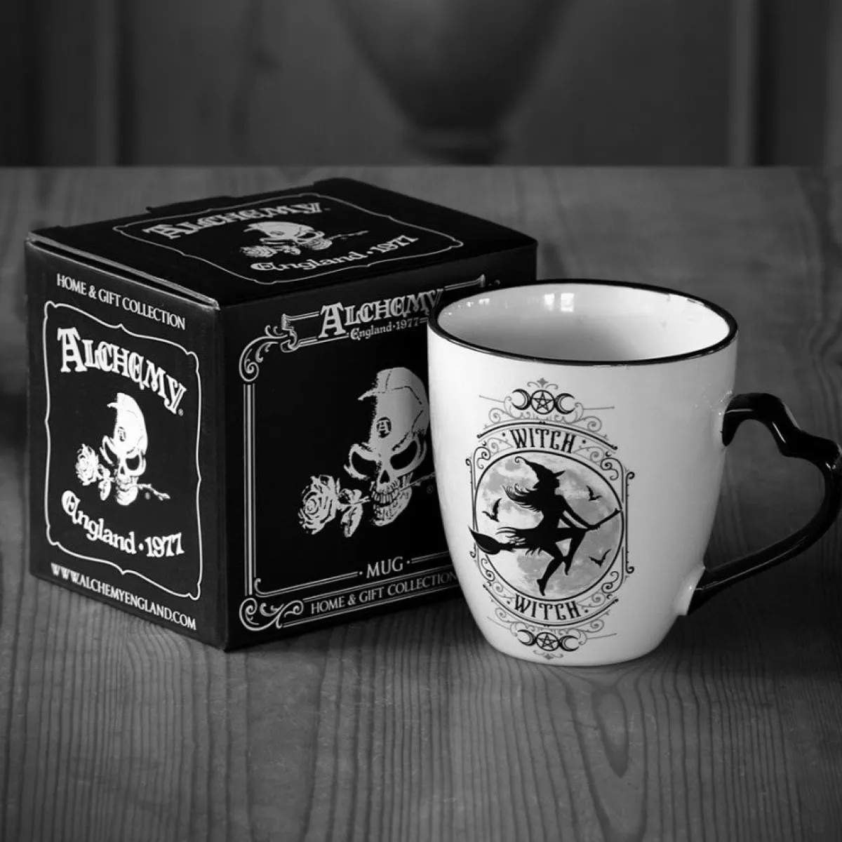 Sale Alchemy Witch - muki sydän kahvalla Goottikamaa|Muut Mukit