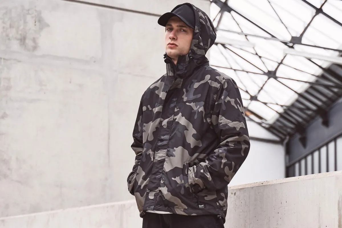 Hot Frontzip - Tuulitakki, darkcamo Takit|Takit