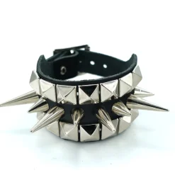 Online 2row small pyramid and 1row small and medium spike - Niittiranneke Nahka- Ja Niittirannekkeet|Punk!