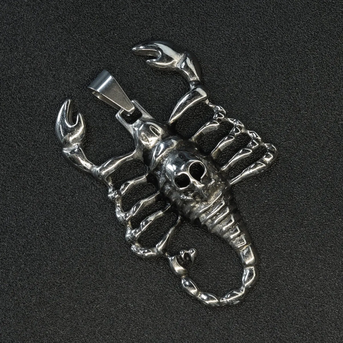Sale Dark Scorpion -Riipus Goottikamaa|Bikerit