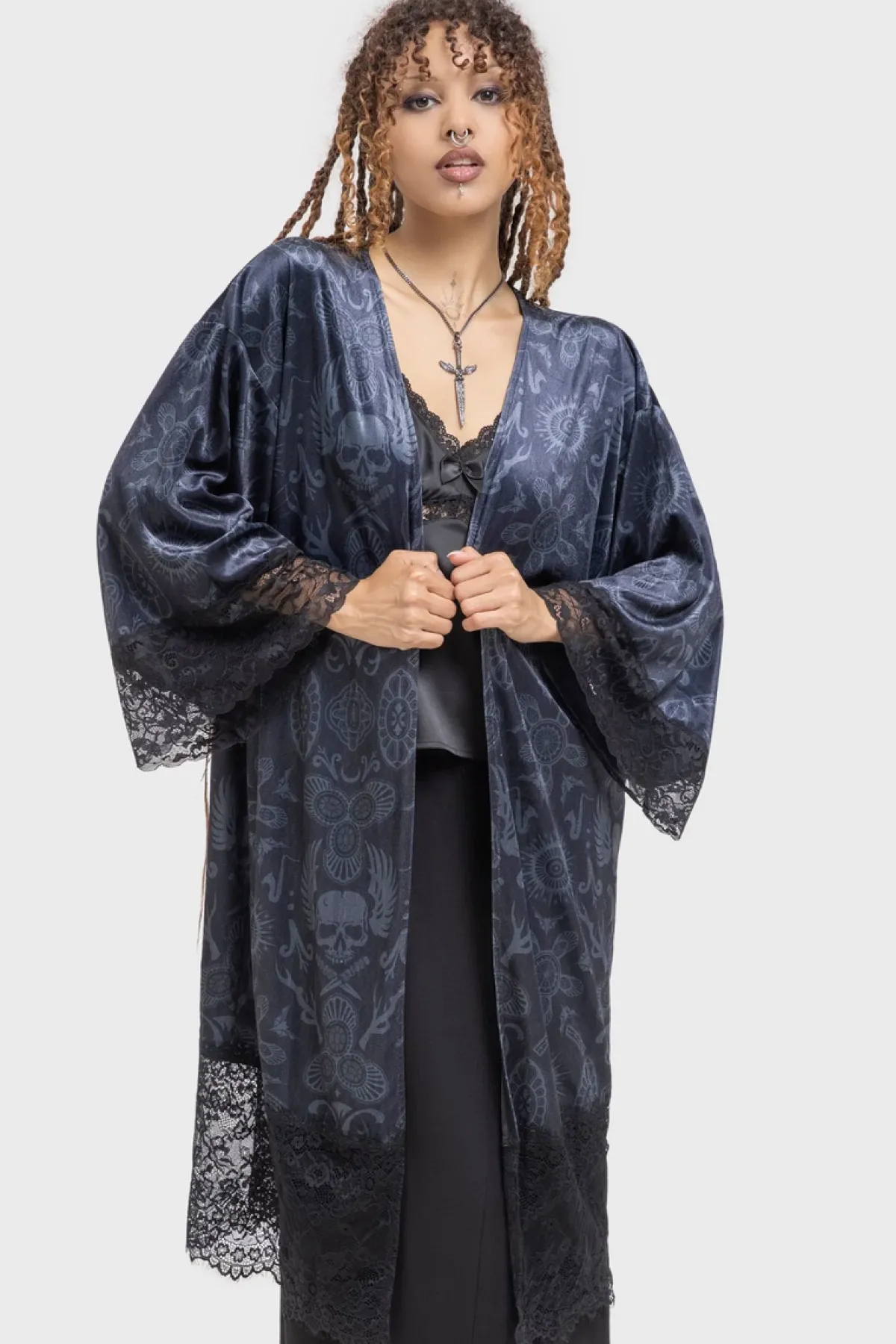 Discount Half Vamp - Kimono Goottikamaa|Pitkähihaiset