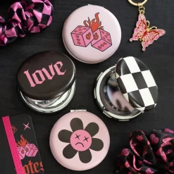 Discount Rebel Romance - Taskupeili, erilaisia Siveltimet Ja Meikkisienet|Hyllyt & Säilytys